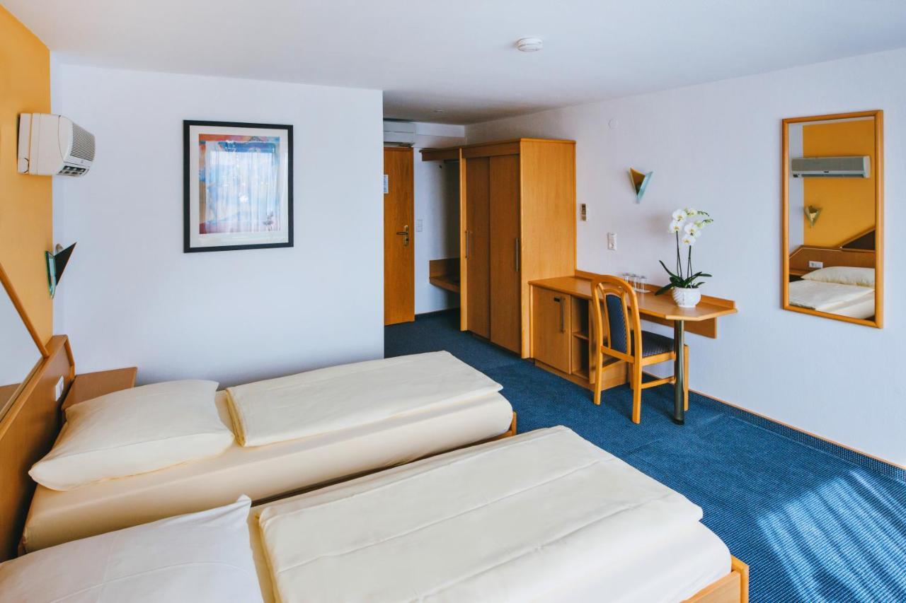 Hotel Central Weil am Rhein Esterno foto